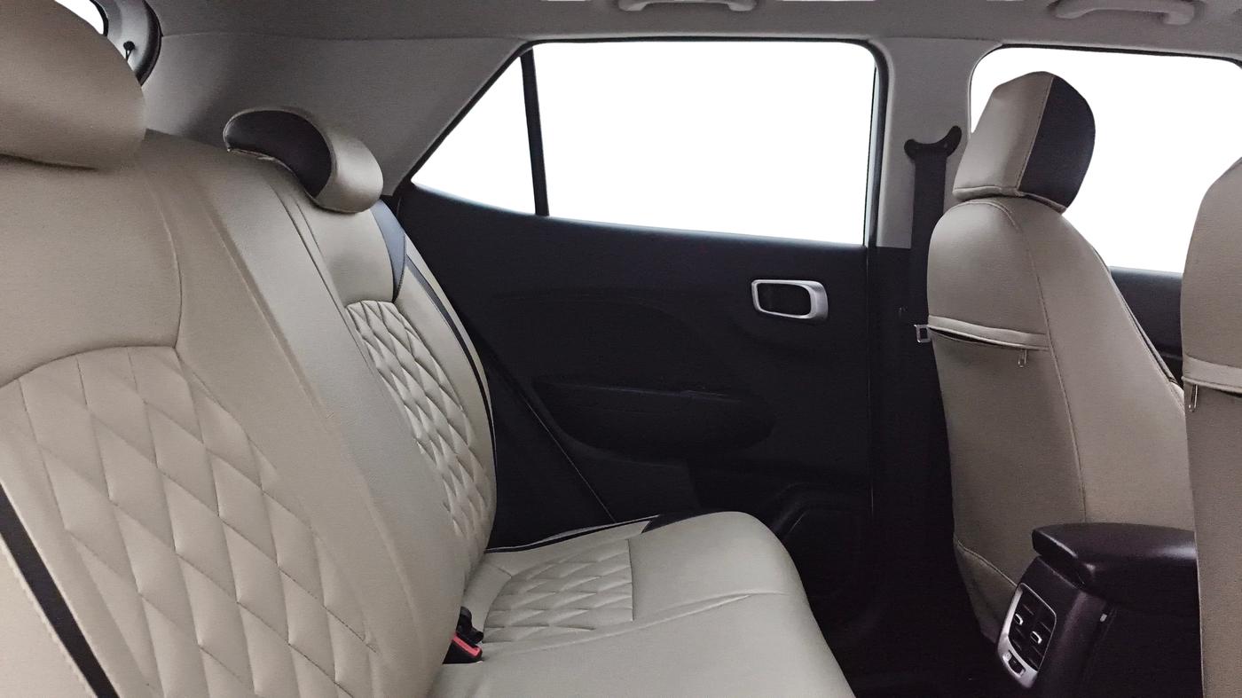 2020 Hyundai VENUE SX PLUS 1.0 TURBO DCT, Petrol, Automatic, 64,401 km, Right Side Rear Door Cabin