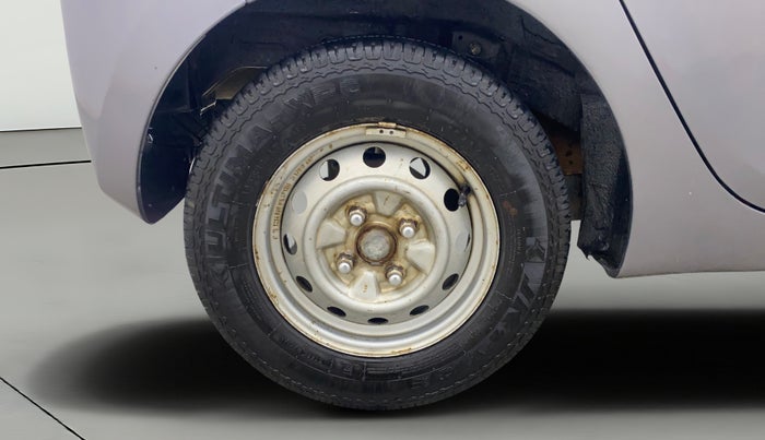 2012 Hyundai Eon ERA +, Petrol, Manual, 98,636 km, Right Rear Wheel