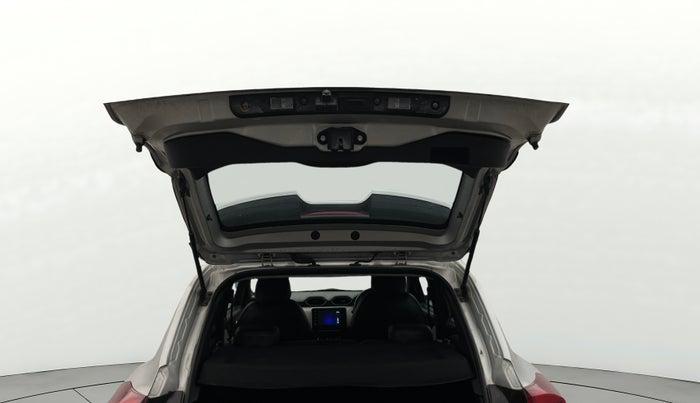 2022 Nissan MAGNITE XV TURBO CVT, Petrol, Automatic, 20,805 km, Boot Door Open