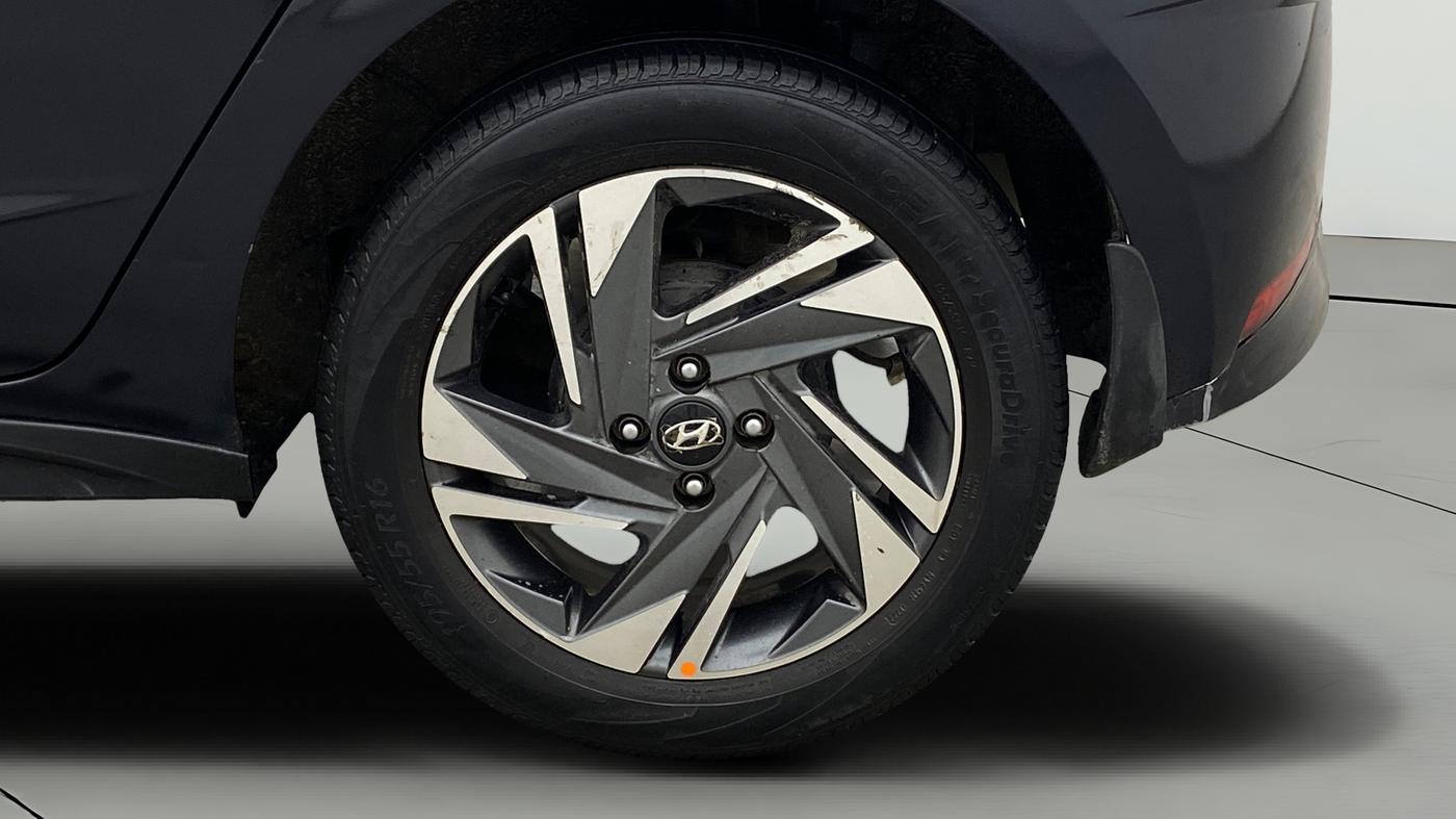 2022 Hyundai NEW I20 ASTA (O) 1.2 AT, Petrol, Automatic, 69,504 km, Left Rear Wheel