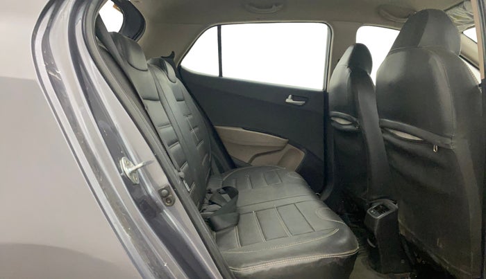 2018 Hyundai Grand i10 SPORTZ AT 1.2 KAPPA VTVT, Petrol, Automatic, 38,180 km, Right Side Rear Door Cabin