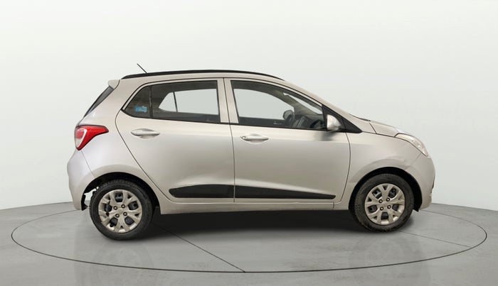 2016 Hyundai Grand i10 SPORTZ 1.2 KAPPA VTVT, Petrol, Manual, 26,923 km, Right Side View