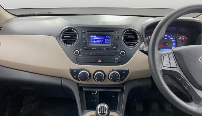 2014 Hyundai Xcent S (O) 1.2, Petrol, Manual, 40,290 km, Air Conditioner