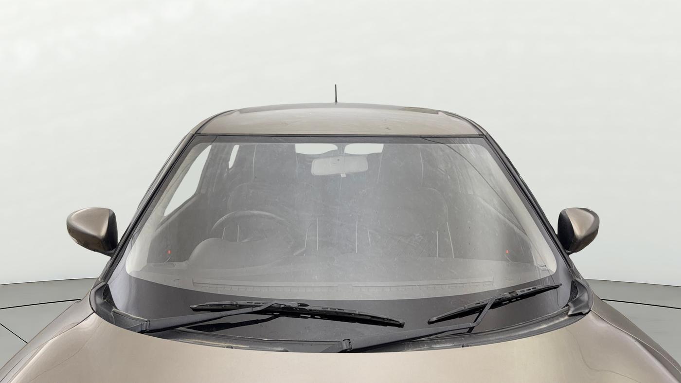 2022 Maruti Swift VXI AMT, Petrol, Automatic, 57,238 km, Front Windshield