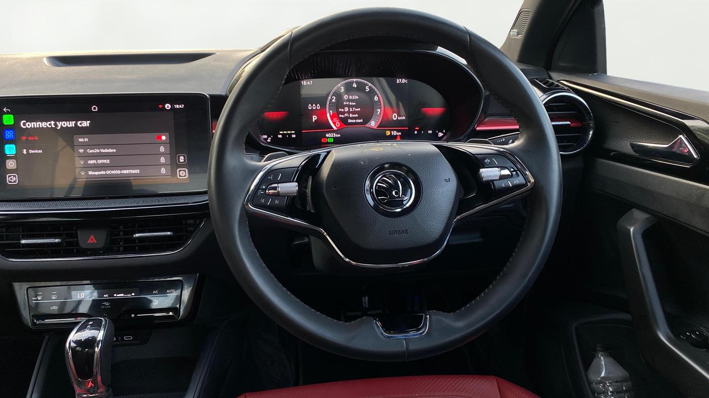 2025 Skoda SLAVIA Monte Carlo 1.0L TSI AT, Petrol, Automatic, 4,018 km, Steering Wheel Close Up