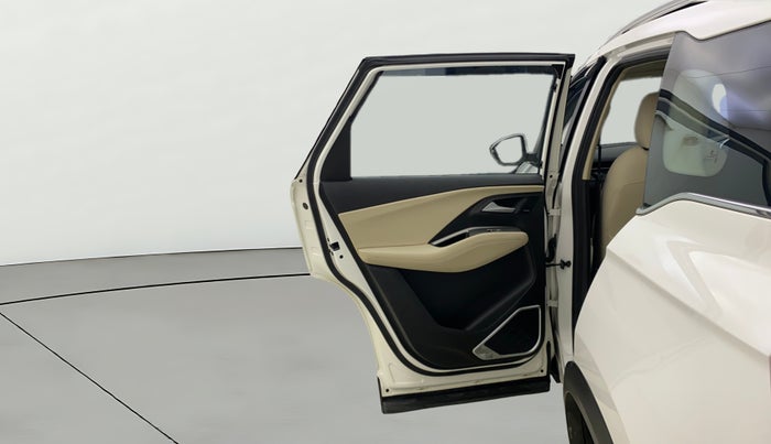 2024 MG HECTOR SAVVY PRO 1.5 TURBO CVT PETROL, Petrol, Automatic, 9,214 km, LHS Rear Door