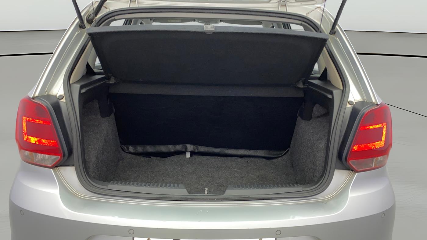 2018 Volkswagen Polo HIGHLINE PLUS 1.5 16 ALLOY, Diesel, Manual, 76,350 km, Boot Open Zoomed View