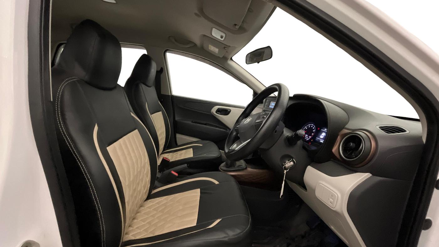 2023 Hyundai AURA S 1.2, Petrol, Manual, 8,200 km, Right Side Front Door Cabin