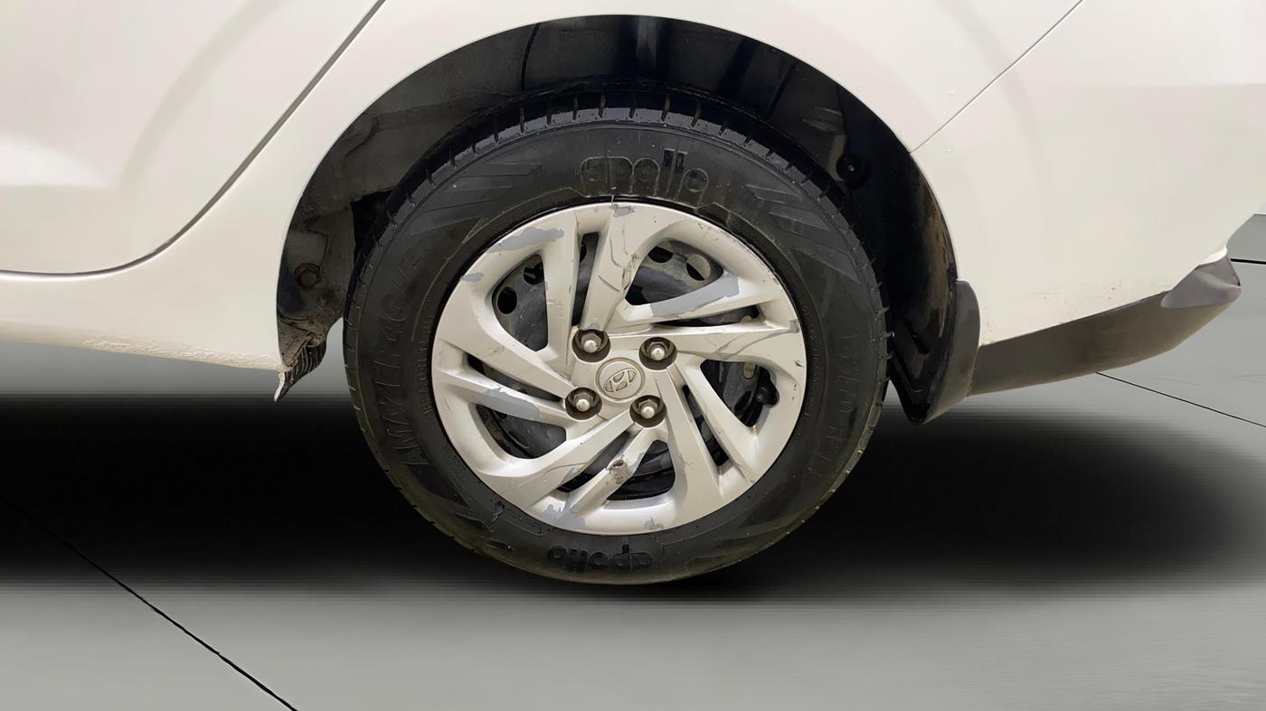 2022 Hyundai AURA S 1.2 CNG, CNG, Manual, 1,36,686 km, Left Rear Wheel