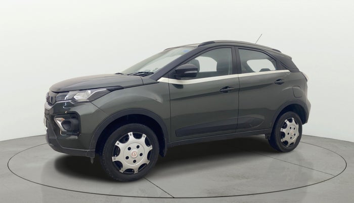 2022 Tata NEXON XMA SUNROOF PETROL, Petrol, Automatic, 17,562 km, Left Front Diagonal