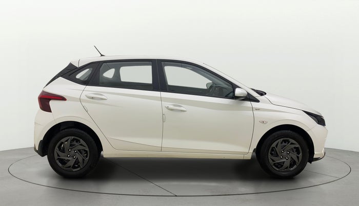 2023 Hyundai NEW I20 MAGNA 1.2 MT, Petrol, Manual, 12,754 km, Right Side View