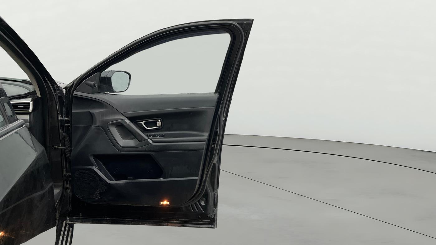 2021 Tata Harrier XZ PLUS 2.0L DARK EDITION, Diesel, Manual, 1,13,204 km, RHS Front Door