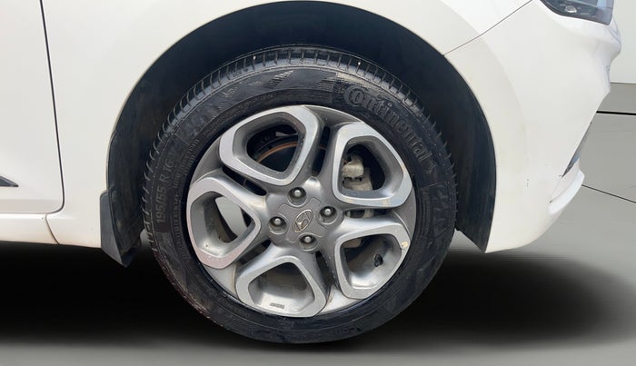 2018 Hyundai Elite i20 ASTA 1.2 (O), Petrol, Manual, 65,406 km, Right Front Wheel