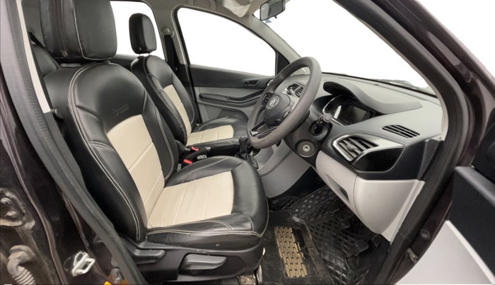 2023 Tata Tiago XT PETROL, Petrol, Manual, 31,687 km, Right Side Front Door Cabin