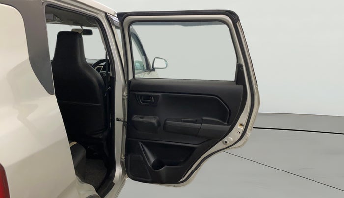 2021 Maruti New Wagon-R LXI CNG 1.0, CNG, Manual, 28,041 km, RHS Rear Door