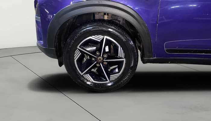 2024 Tata NEXON FEARLESS PURPLE + SUNROOF DCA DUAL TONE 1.2 PETROL, Petrol, Automatic, 14,104 km, Left Front Wheel
