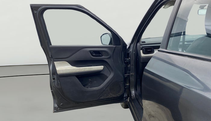 2023 Tata PUNCH PURE MT, Petrol, Manual, 38,425 km, LHS Front Door