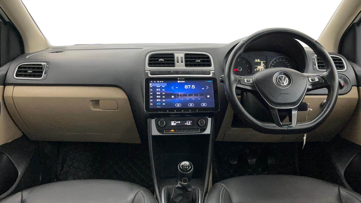 2018 Volkswagen Ameo HIGHLINE PLUS 1.0L 16 ALLOY, CNG, Manual, 55,324 km, Dashboard