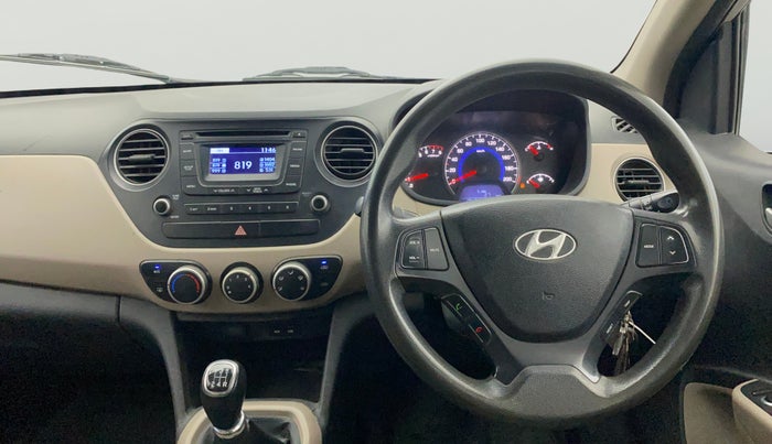 2015 Hyundai Grand i10 SPORTZ 1.2 KAPPA VTVT, Petrol, Manual, 1,04,808 km, Steering Wheel Close Up
