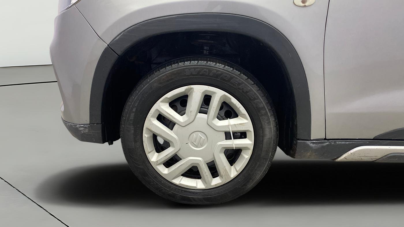 2016 Maruti Vitara Brezza VDI, Diesel, Manual, 1,01,560 km, Left Front Wheel