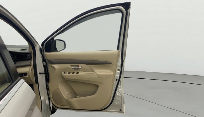 2021 Maruti Ertiga VXI AT SHVS, Petrol, Automatic, 51,310 km, RHS Front Door