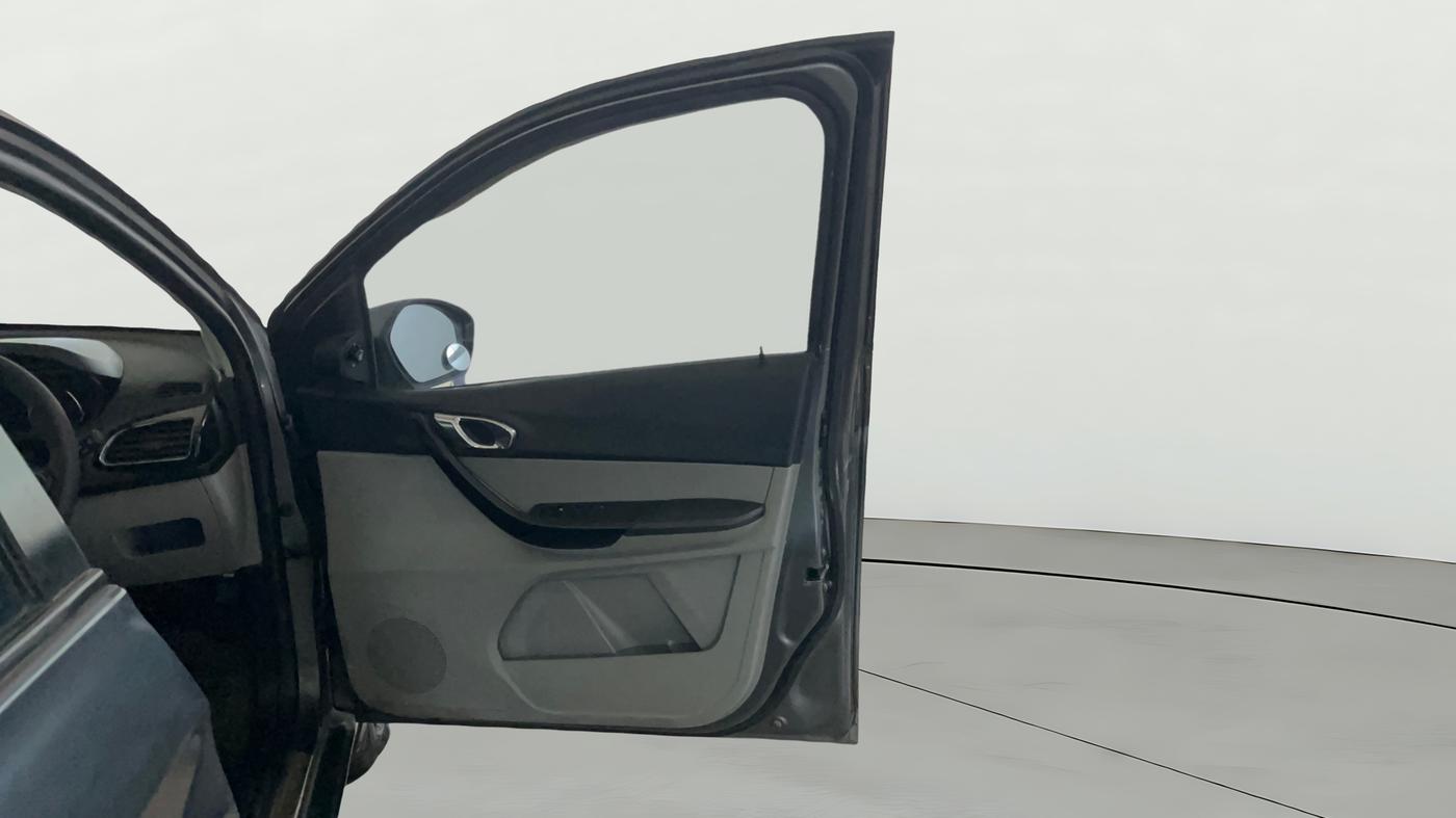 2020 Tata Tiago XZ PETROL, Petrol, Manual, 37,874 km, RHS Front Door