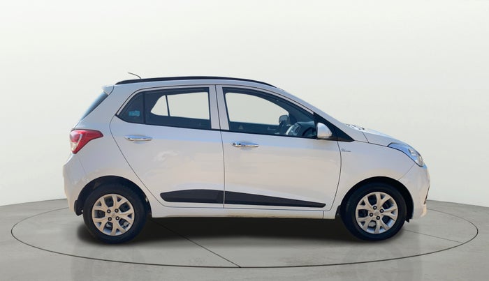2015 Hyundai Grand i10 SPORTZ 1.2 KAPPA VTVT, Petrol, Manual, 38,403 km, Right Side View
