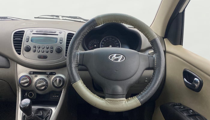 2013 Hyundai i10 SPORTZ 1.2, Petrol, Manual, 82,578 km, Steering Wheel Close Up
