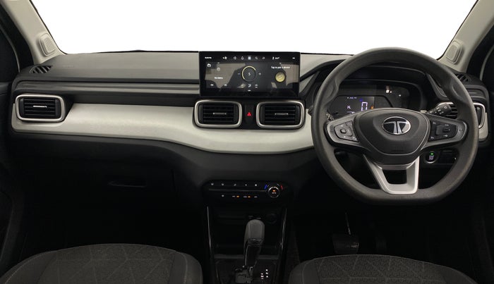 2025 Tata PUNCH Accomplished Plus (S) AMT, Petrol, Automatic, 9,348 km, Dashboard