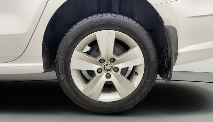 2019 Skoda Rapid AMBITION 1.5 TDI, Diesel, Manual, 87,310 km, Left Rear Wheel