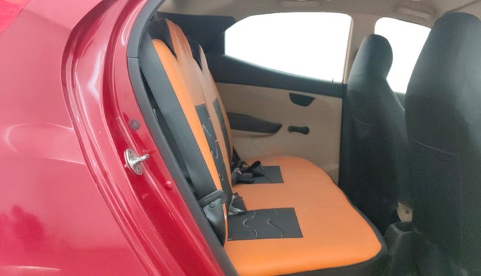 2017 Hyundai Eon MAGNA +, Petrol, Manual, 33,840 km, Right Side Rear Door Cabin