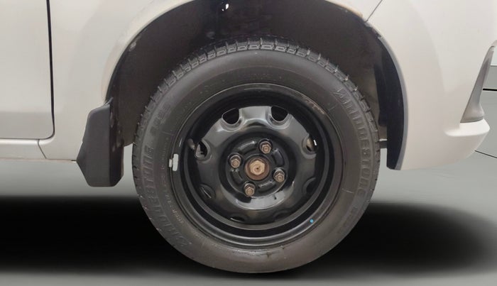 2016 Maruti Alto K10 VXI, Petrol, Manual, 77,388 km, Right Front Wheel