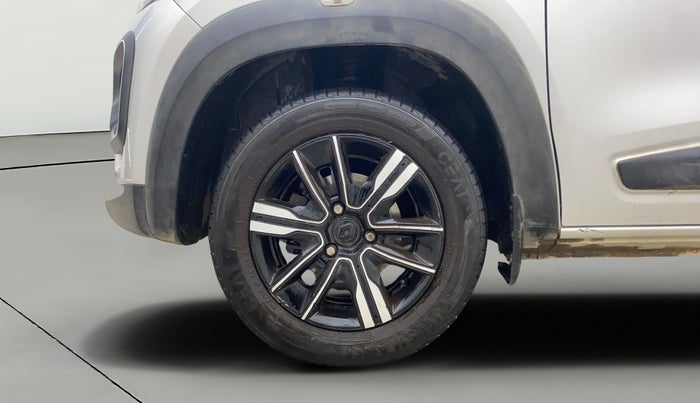 2022 Renault Kwid CLIMBER 1.0 AMT (O), Petrol, Automatic, 15,215 km, Left Front Wheel