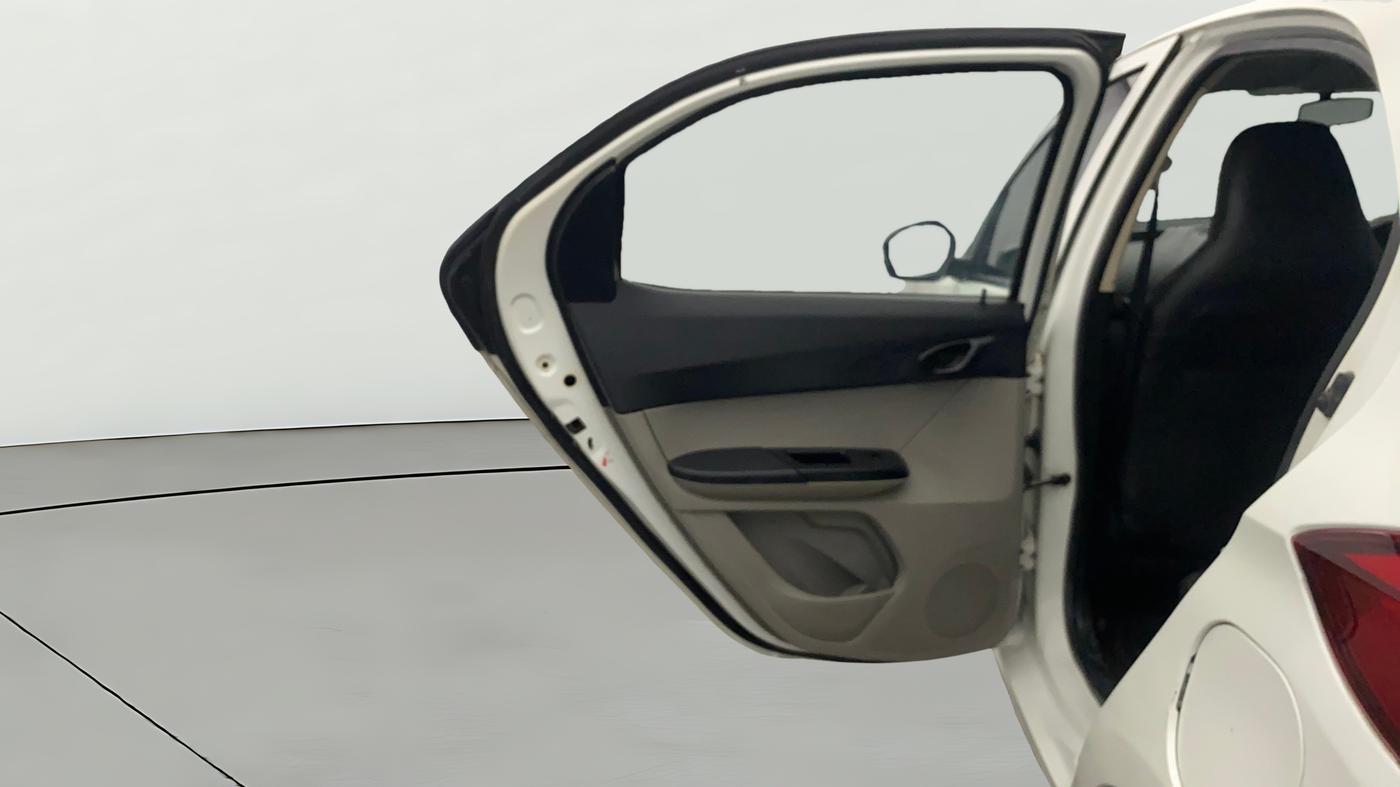 2018 Tata Tiago XT PETROL, Petrol, Manual, 81,873 km, LHS Rear Door
