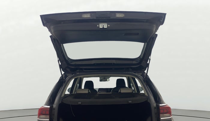 2022 KIA SONET HTX 1.5 AT, Diesel, Automatic, 34,063 km, Boot Door Open