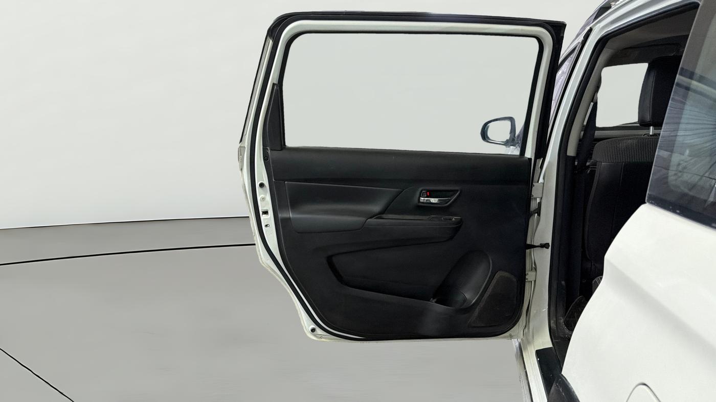 2023 Maruti XL6 ZETA CNG, CNG, Manual, 48,374 km, LHS Rear Door