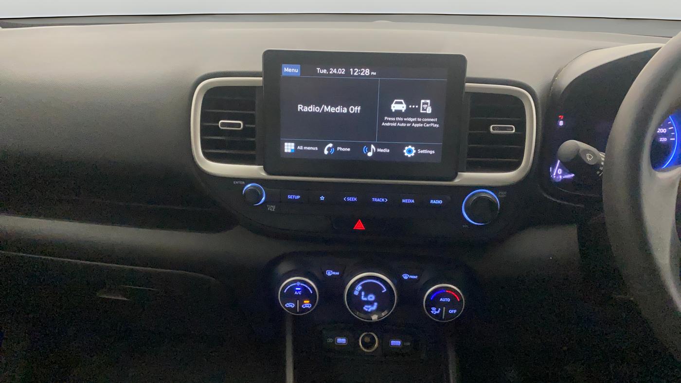 2022 Hyundai VENUE S+ 1.2, Petrol, Manual, 32,071 km, Air Conditioner