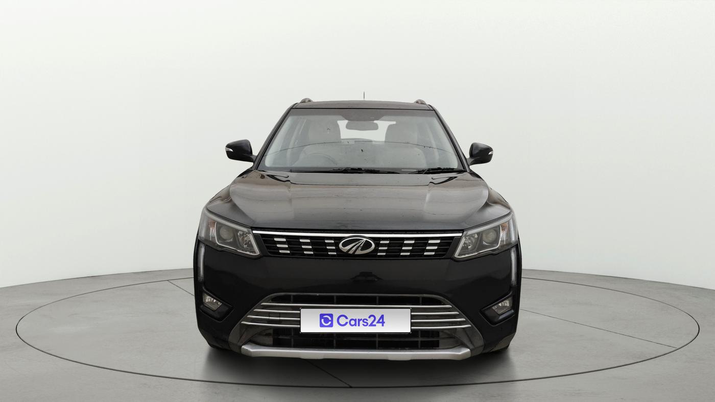 2020 Mahindra XUV300 W8 (O) 1.2 PETROL, Petrol, Manual, 69,339 km, Front
