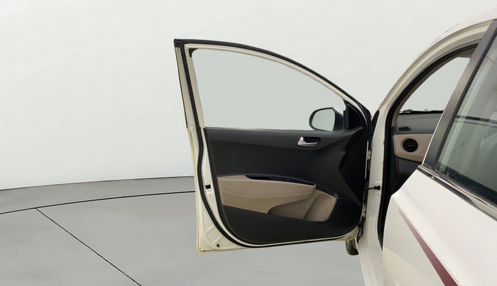 2016 Hyundai Xcent S 1.2, Petrol, Manual, 26,710 km, LHS Front Door