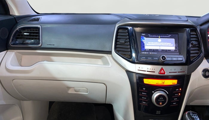 2020 Mahindra XUV300 W8 (O) 1.2 PETROL, Petrol, Manual, 28,357 km, Air Conditioner