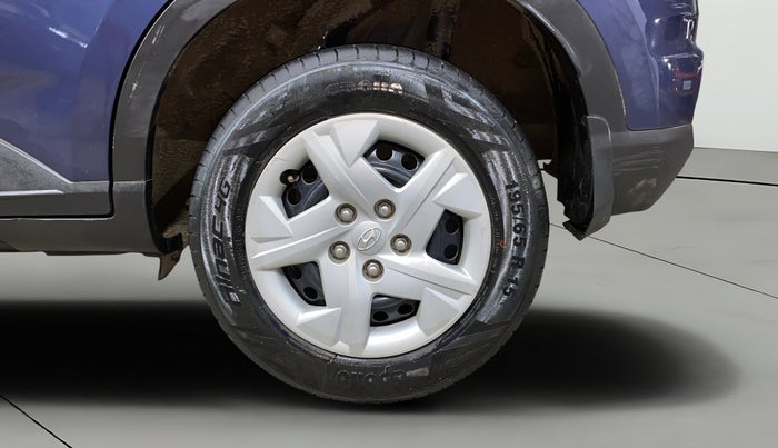 2020 Hyundai VENUE S+ 1.2, Petrol, Manual, 20,005 km, Left Rear Wheel