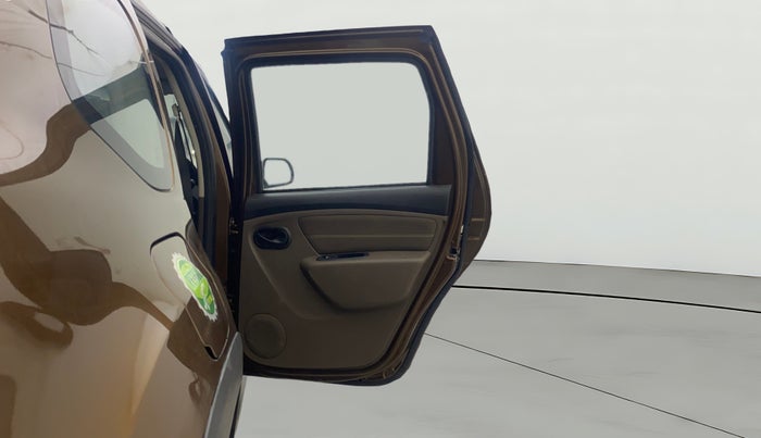 2017 Renault Duster RXL PETROL, Petrol, Manual, 57,656 km, RHS Rear Door