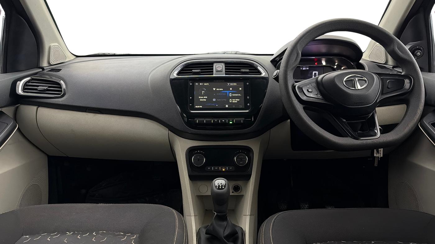 2022 Tata Tiago XZ PLUS CNG, CNG, Manual, 55,180 km, Dashboard