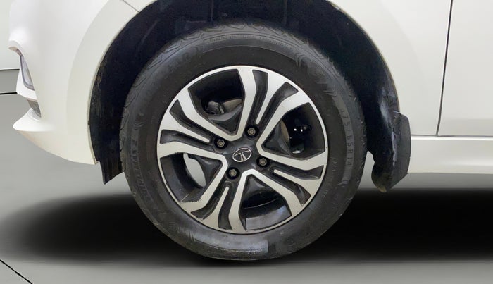 2022 Tata Tiago XZ PLUS CNG, CNG, Manual, 47,064 km, Left Front Wheel