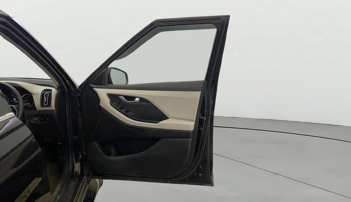 2023 Hyundai Creta SX 1.5 PETROL, Petrol, Manual, 24,821 km, RHS Front Door