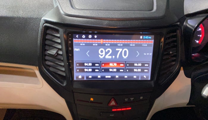 2023 Mahindra XUV300 W6 1.2 PETROL, Petrol, Manual, 8,518 km, Air Conditioner
