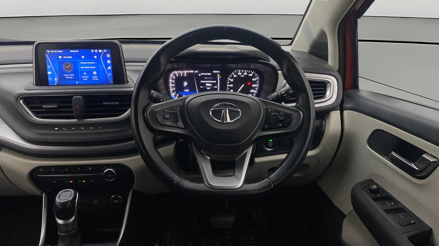 2023 Tata ALTROZ XZA PLUS, Petrol, Automatic, 9,023 km, Steering Wheel Close Up