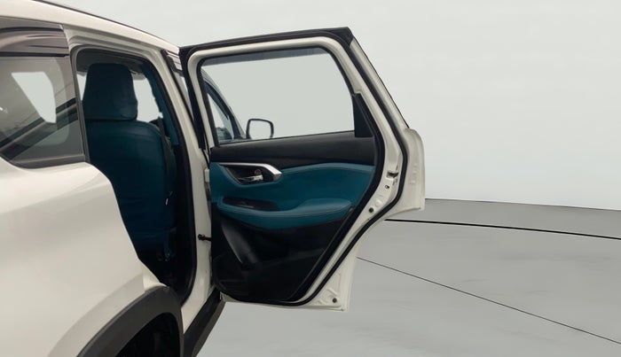 2023 Toyota URBAN CRUISER HYRYDER E NEO DRIVE, Petrol, Manual, 36,649 km, RHS Rear Door