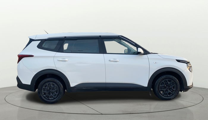 2024 KIA CARENS PREMIUM 1.5 PETROL 7 STR, Petrol, Manual, 20,724 km, Right Side View