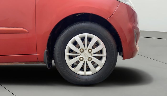 2013 Hyundai i10 SPORTZ 1.2, Petrol, Manual, 4,927 km, Right Front Wheel